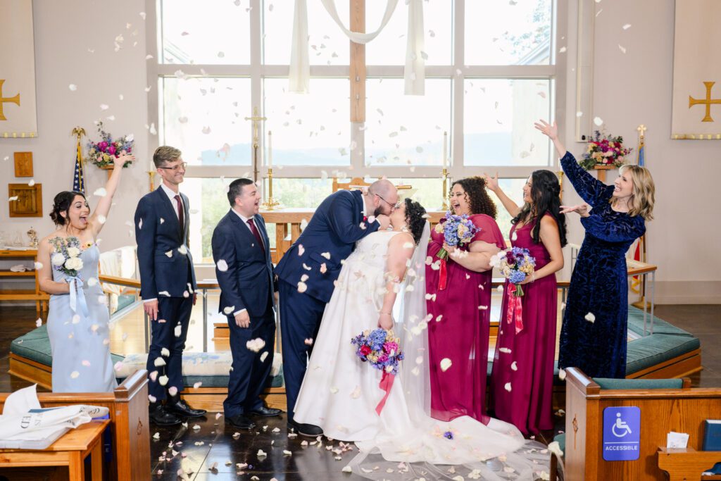 Just married with Lila Lane Events