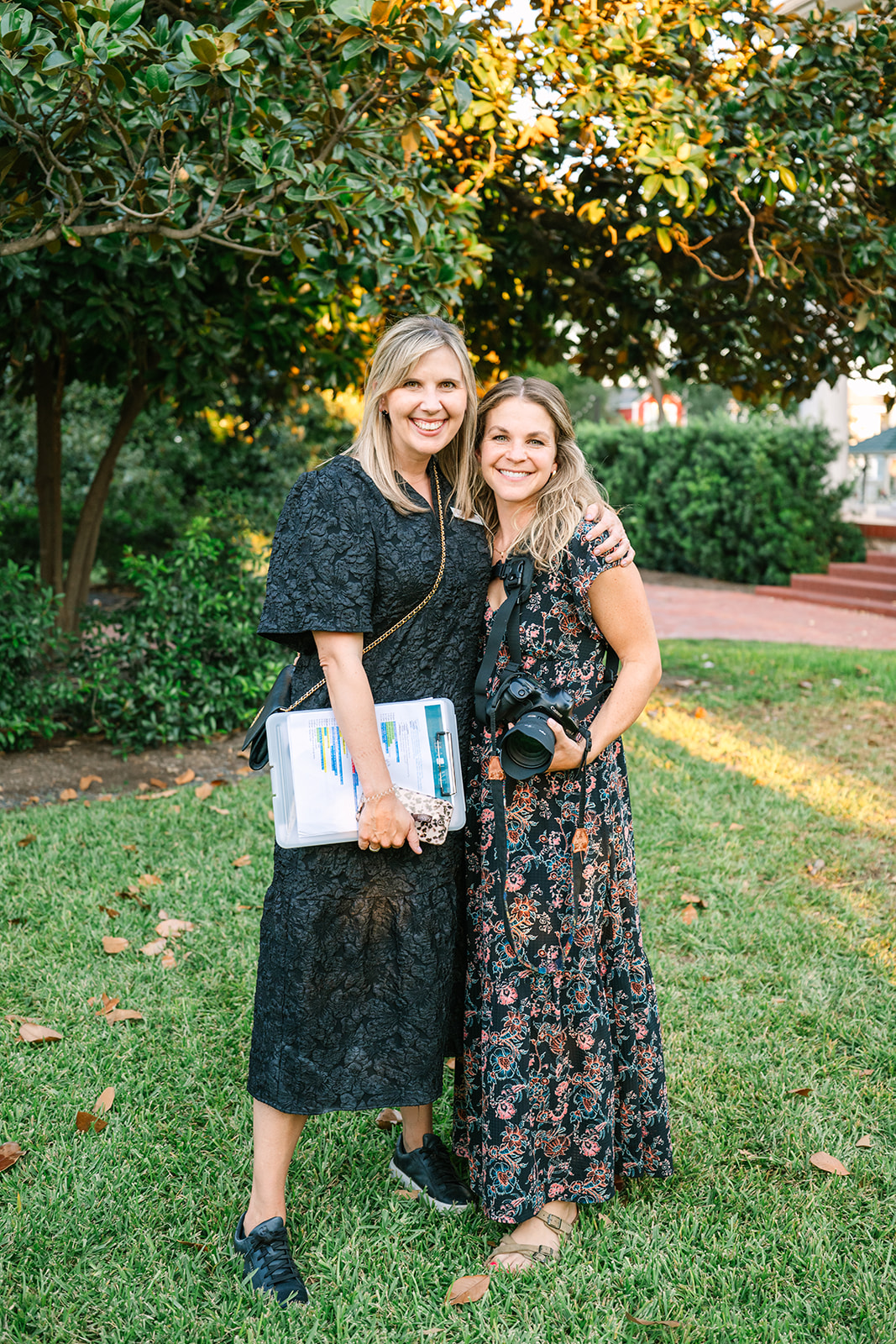 Behind the scenes photo of Ashtyn with photographer