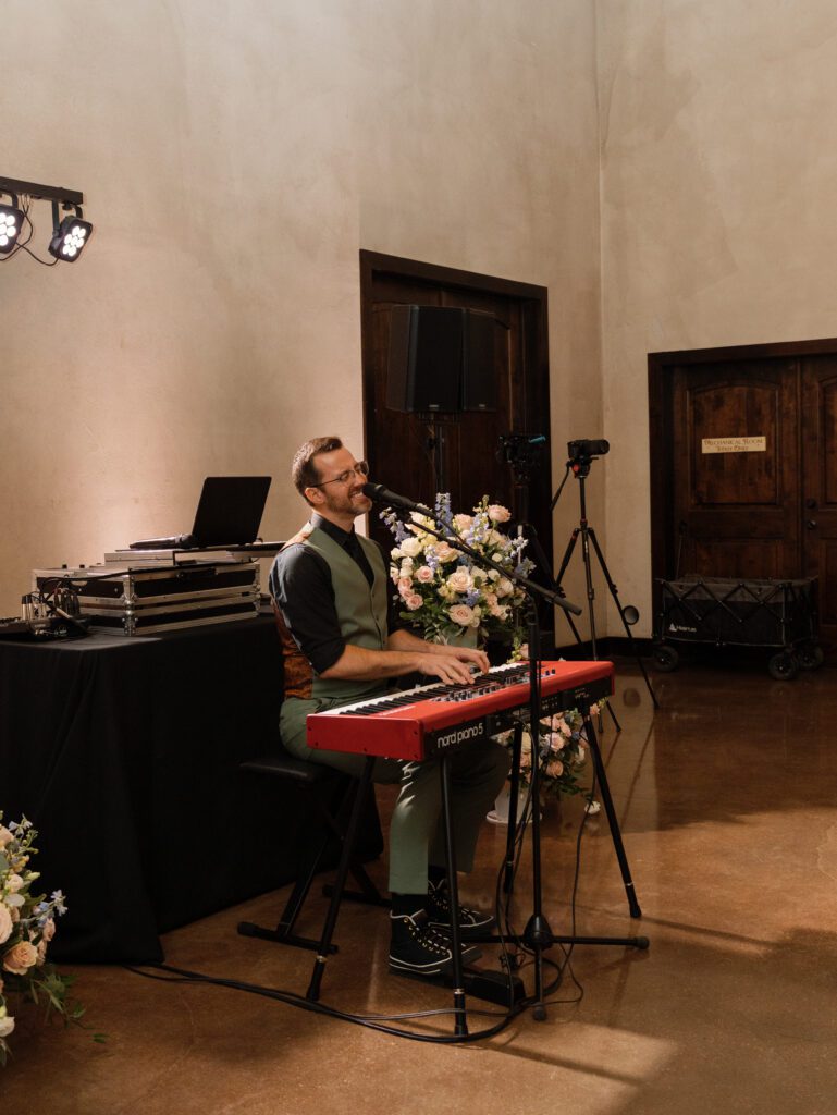 live music at wedding