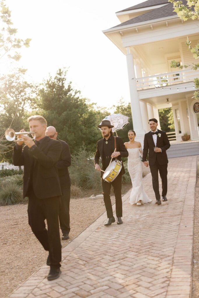 Second line on the way to dinner