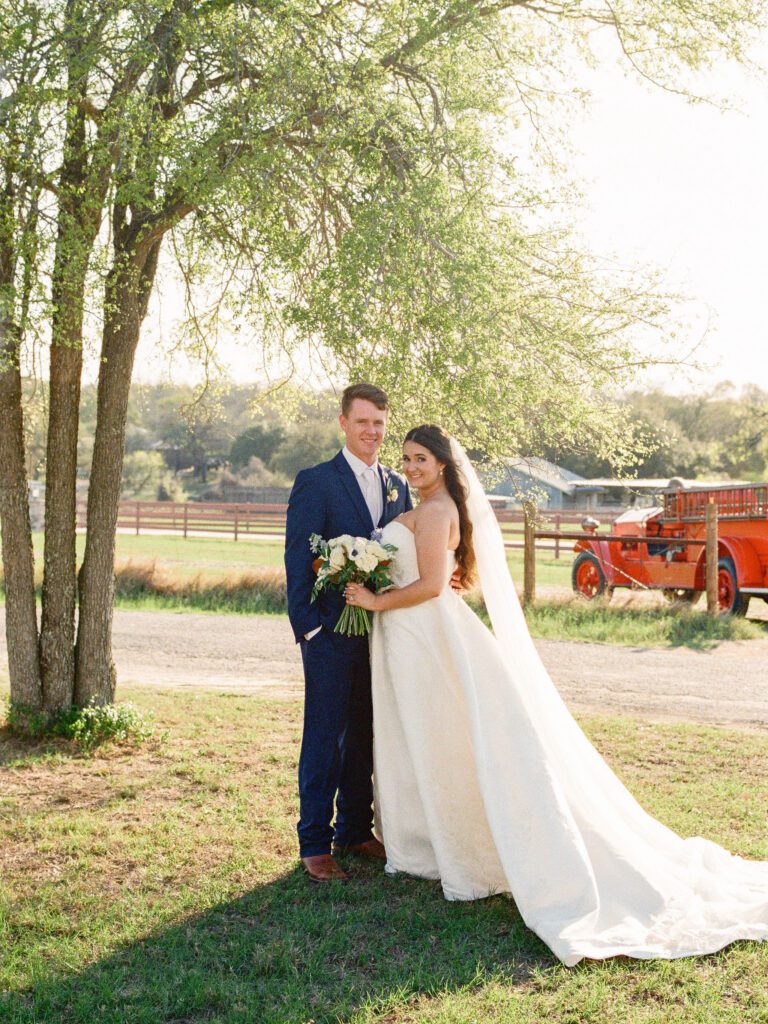 These newlyweds were so happy on their Hill Country wedding day